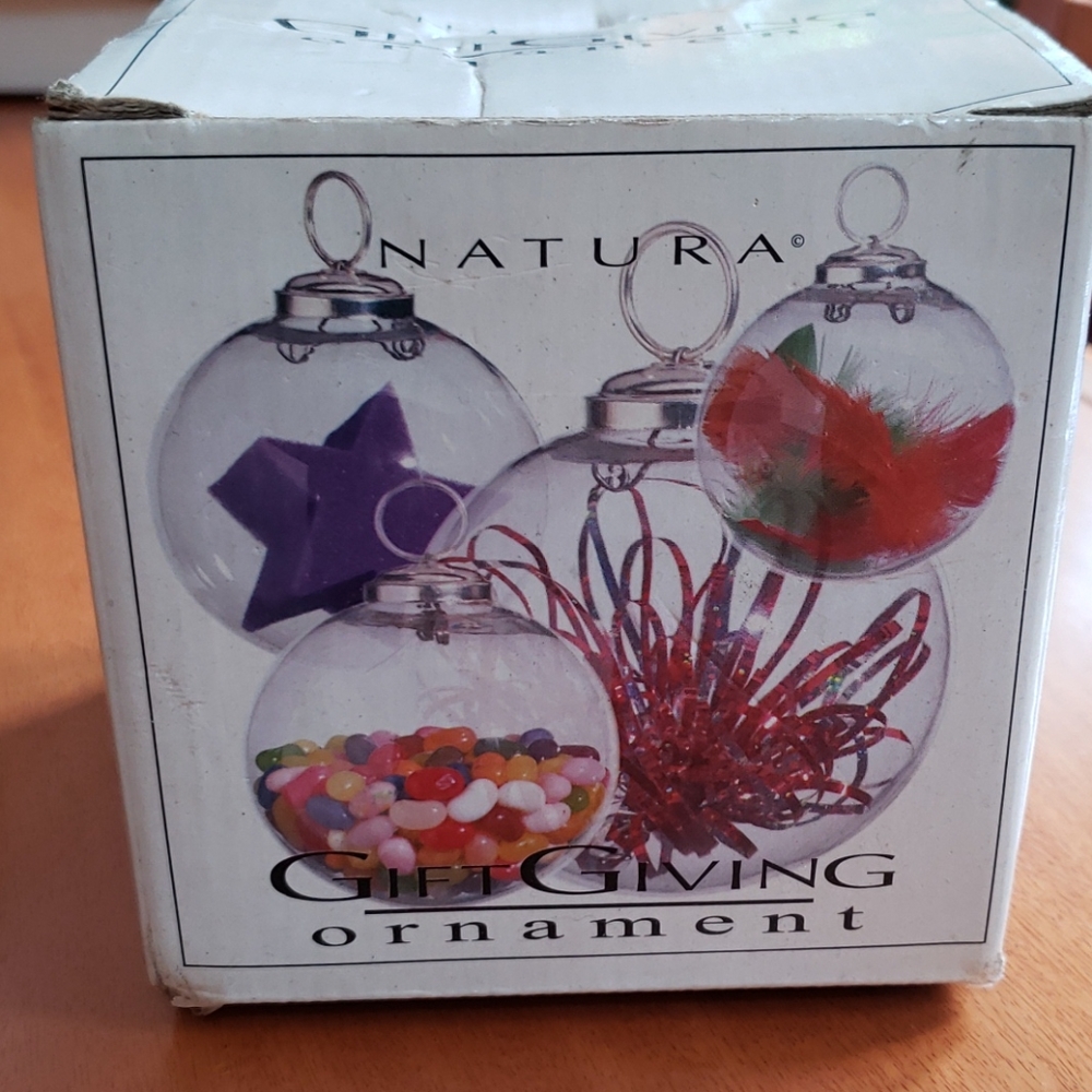 NEW Create your own ornament